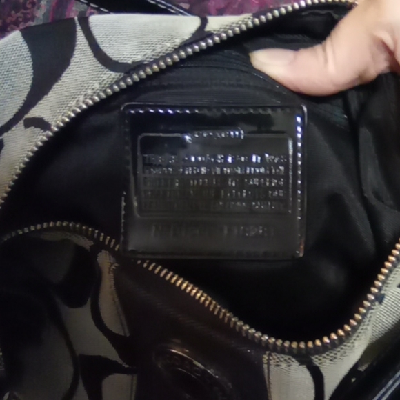 Coach purse - Picture 4 of 4